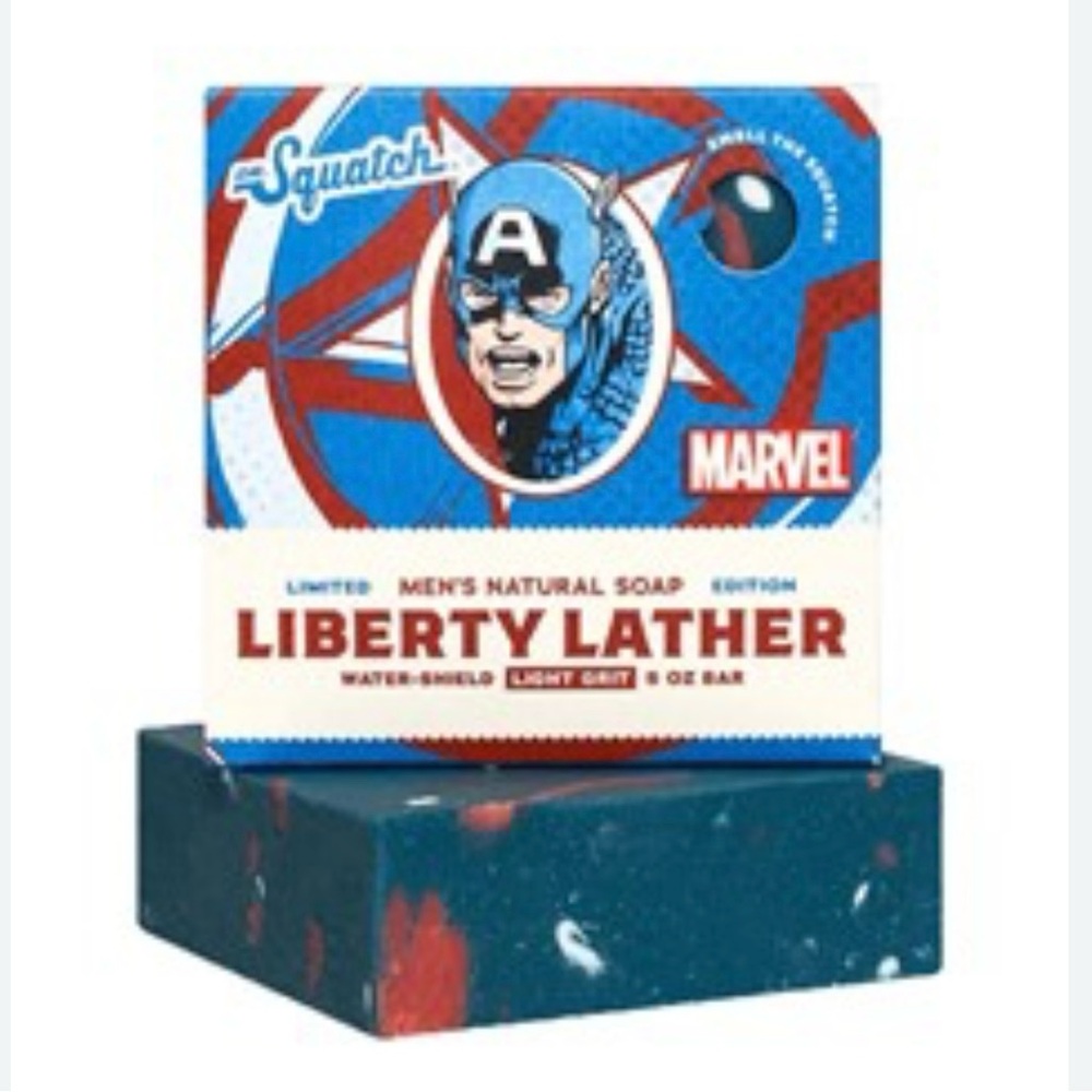Dr. Squatch Marvel Captain America Men’s Natural | Light Grit Bar Soap 5 oz